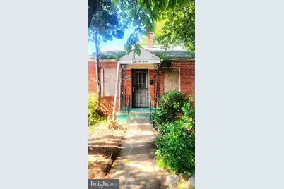 5220 Clay Street NE, Washington, DC 20019 - Photo 2