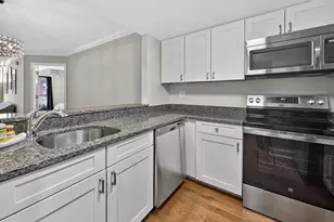 1080 Wisconsin Ave NW, Washington, DC 20007 - Photo 14