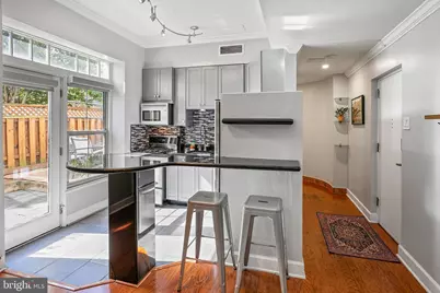 101 North Carolina Avenue SE #110, Washington, DC 20003 - Photo 1