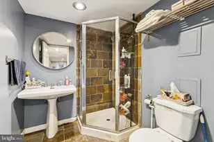 226 Rhode Island Ave NW, Washington, DC 20001 - Photo 36