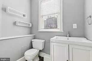 226 Rhode Island Ave NW, Washington, DC 20001 - Photo 8