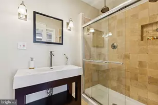 226 Rhode Island Ave NW, Washington, DC 20001 - Photo 22