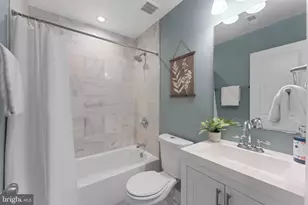 16 Gallatin St NW, Washington, DC 20011 - Photo 20