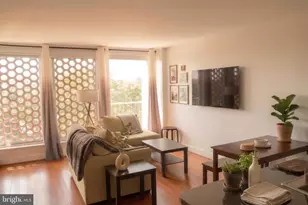 800 4th St SW, Washington, DC 20024 - Photo 2