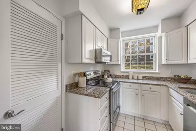 3871 Newark Street NW #C471, Washington, DC 20016 - Photo 16