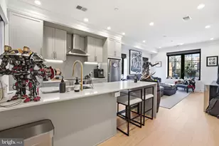 2642 39th St NW, Washington, DC 20007 - Photo 6