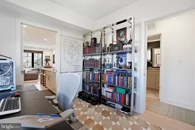 2642 39th Street NW #6, Washington, DC 20007 - Photo 12