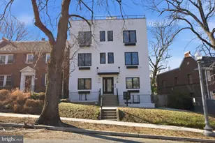 2642 39th St NW, Washington, DC 20007 - Photo 2
