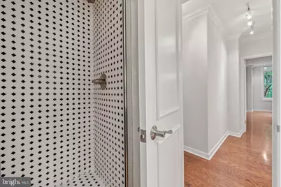 4100 Cathedral Avenue NW #406, Washington, DC 20016 - Photo 18