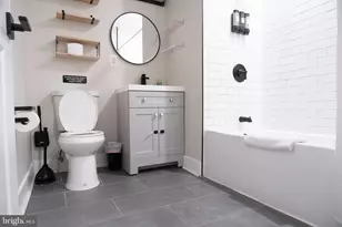 2427 Irving St NE, Washington, DC 20018 - Photo 20