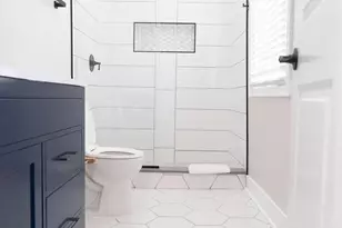 2427 Irving St NE, Washington, DC 20018 - Photo 16