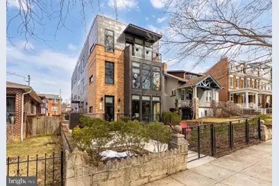 129 Varnum Street NW #6, Washington, DC 20011 - Photo 2