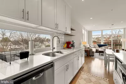 129 Varnum Street NW #6, Washington, DC 20011 - Photo 14