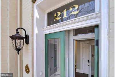 212 5th Street NE, Washington, DC 20002 - Photo 4