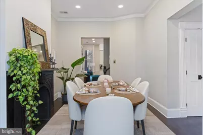 212 5th Street NE, Washington, DC 20002 - Photo 8