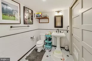 906 8th St NE, Washington, DC 20002 - Photo 44