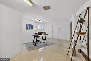 2322 37th St NW, Washington, DC 20007 - Photo 28