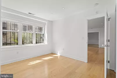 2630 Adams Mill Road NW #T06, Washington, DC 20009 - Photo 12