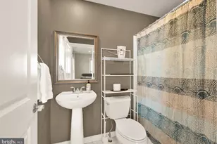 920 4th St SE, Washington, DC 20003 - Photo 24