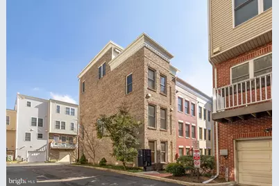 920 4th Street SE, Washington, DC 20003 - Photo 1