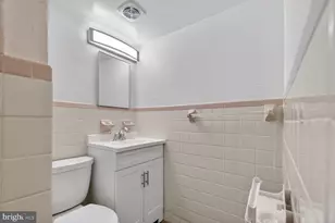 301 I St SW, Washington, DC 20024 - Photo 16