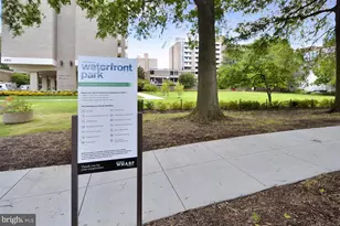 301 I St SW, Washington, DC 20024 - Photo 34