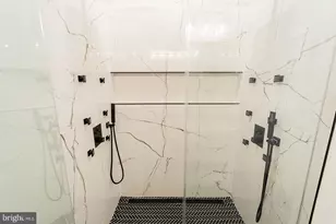 1215 Holbrook Terrace NE, Washington, DC 20002 - Photo 48