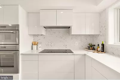 1204 Eton Court NW #T2, Washington, DC 20007 - Photo 4