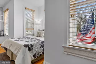 911 Independence Ave SE, Washington, DC 20003 - Photo 32