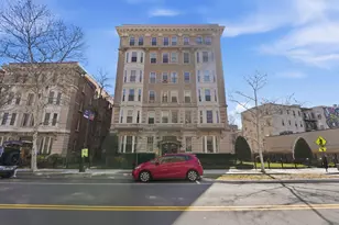 1852 Columbia Rd NW, Washington, DC 20009 - Photo 18