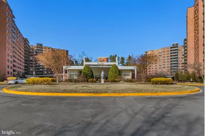 4201 Cathedral Avenue NW #118W, Washington, DC 20016 - Photo 1