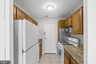 2829 Connecticut Ave NW, Washington, DC 20008 - Photo 10