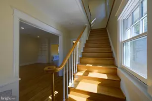 5717 Chevy Chase Pkwy NW, Washington, DC 20015 - Photo 8