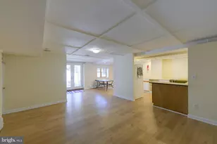 5717 Chevy Chase Pkwy NW, Washington, DC 20015 - Photo 52