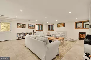 3111 Chain Bridge Rd NW, Washington, DC 20016 - Photo 56