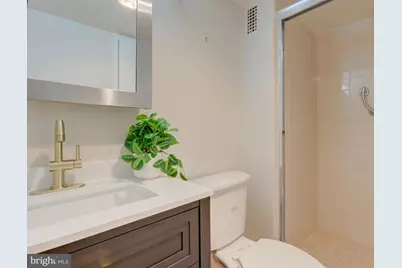 3001 Veazey Terrace NW, Washington, DC 20008 - Photo 24