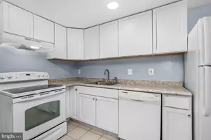 1242 Savannah Pl SE, Washington, DC 20032 - Photo 8