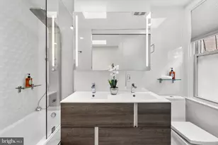 320 G St SE, Washington, DC 20003 - Photo 36