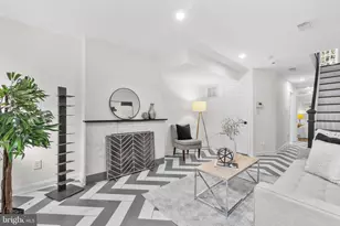 320 G St SE, Washington, DC 20003 - Photo 2