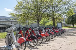 320 G St SE, Washington, DC 20003 - Photo 52