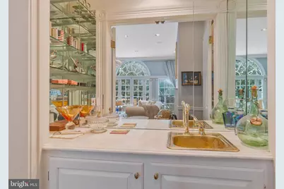 3230 Volta Place NW, Washington, DC 20007 - Photo 10