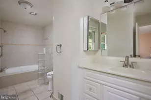 2712 Unicorn Ln NW, Washington, DC 20015 - Photo 40