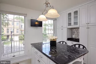 2712 Unicorn Ln NW, Washington, DC 20015 - Photo 28