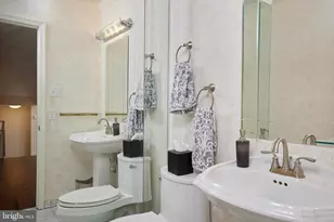 2712 Unicorn Ln NW, Washington, DC 20015 - Photo 32