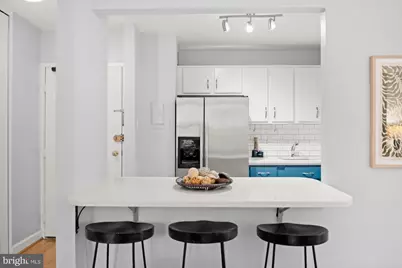 1260 21st Street NW #107, Washington, DC 20036 - Photo 10