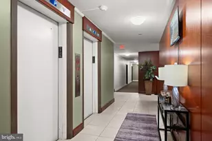 1260 21st St NW, Washington, DC 20036 - Photo 2