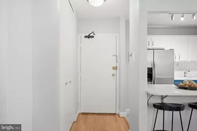1260 21st Street NW #107, Washington, DC 20036 - Photo 4