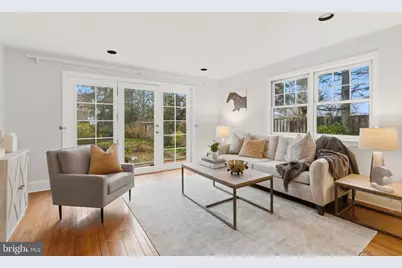 2719 Dumbarton Street NW, Washington, DC 20007 - Photo 8