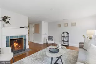 2719 Dumbarton St NW, Washington, DC 20007 - Photo 4