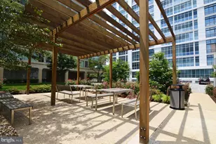 1101 3rd St SW, Washington, DC 20024 - Photo 14